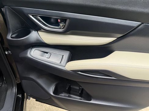 Used 2019 Subaru Ascent Limited image 35