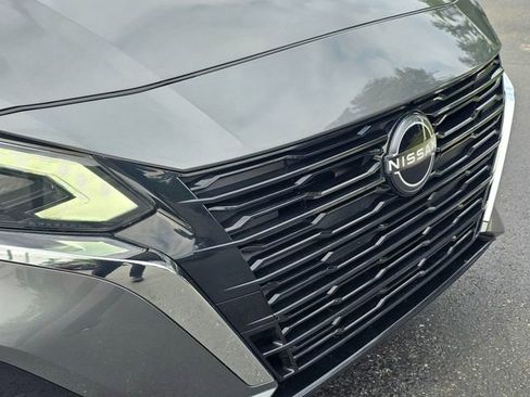 Used 2024 Nissan Altima 2.5 SL FWD image 3