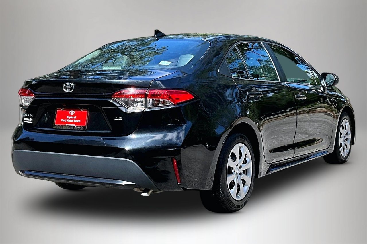 Used 2020 Toyota Corolla LE FWD image 5