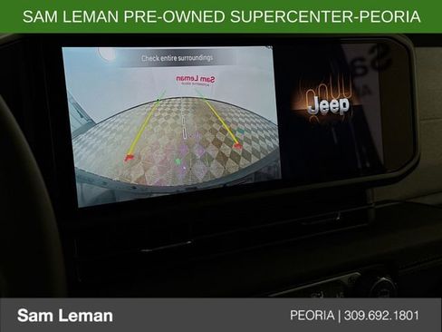 Used 2025 Jeep Wrangler Unlimited Sahara w/ Safety Group image 13