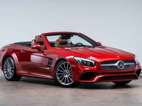 Used 2019 Mercedes-Benz SL 450 image 2