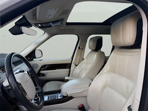 Used 2020 Land Rover Range Rover HSE image 14