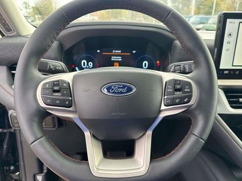 New 2026 Ford Explorer Active w/ Active Comfort Package image 23