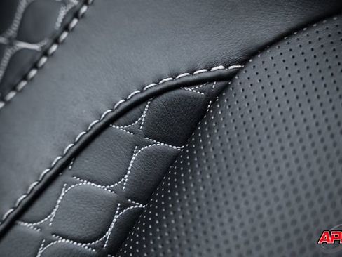 Used 2016 Aston Martin Vanquish Volante image 88