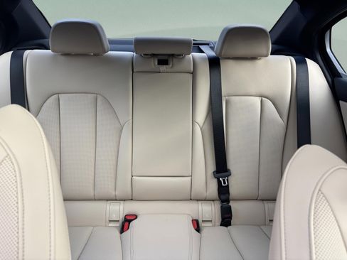 New 2026 BMW 330i xDrive Sedan w/ Convenience Package image 25