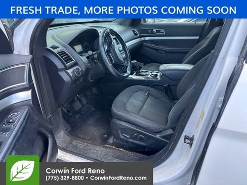 Used 2017 Ford Explorer XLT AWD/4WD image 9