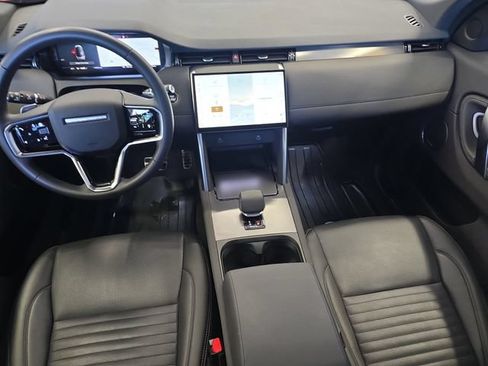 Used 2025 Land Rover Discovery Sport Dynamic SE AWD/4WD image 10