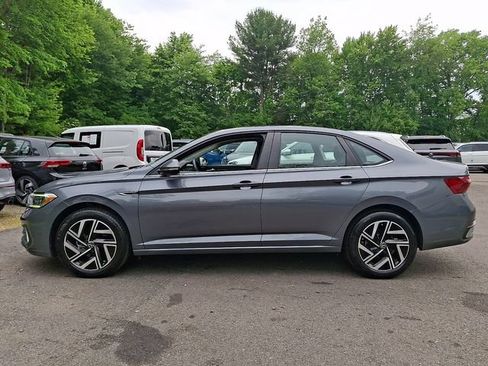 Certified 2022 Volkswagen Jetta SEL FWD image 6