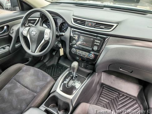 Used 2015 Nissan Rogue S AWD/4WD image 19