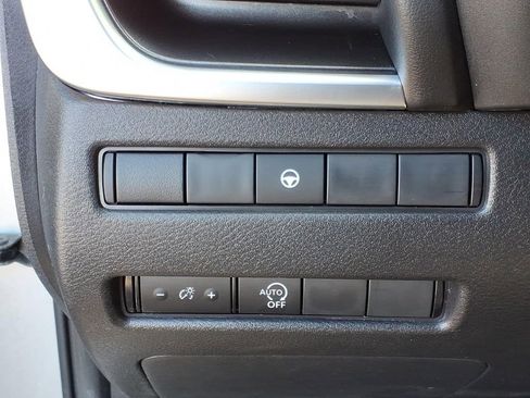 Certified 2023 Nissan Rogue SV AWD/4WD image 17