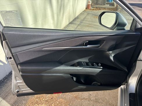 Used 2025 Toyota Camry LE image 20