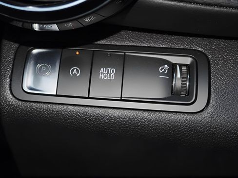 Certified 2026 Chevrolet Equinox LT FWD image 25