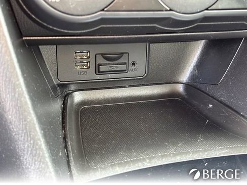 Used 2016 MAZDA MAZDA3 i Sport image 26