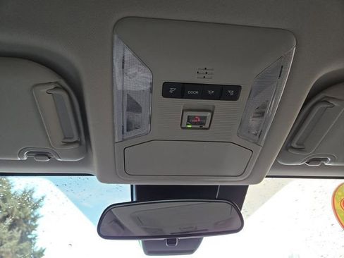 Used 2023 Toyota RAV4 XLE image 28