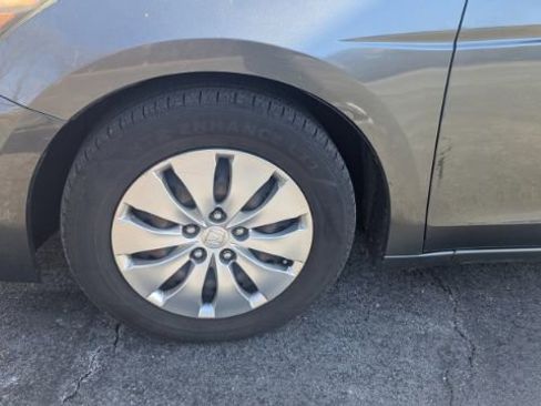 Used 2012 Honda Accord LX image 9