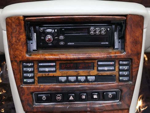 Used 1999 Bentley Arnage Green Label RWD image 30
