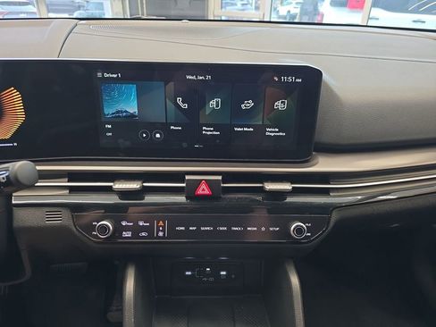 Certified 2026 Kia Sportage EX w/ EX Panorama Roof Package image 26