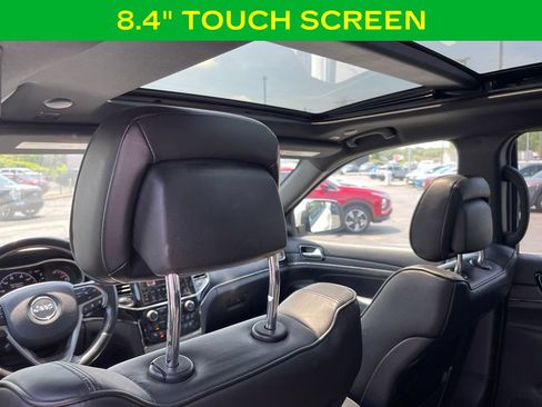 Used 2020 Jeep Grand Cherokee High Altitude AWD/4WD image 14