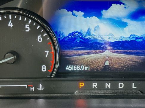 Used 2024 Ford Explorer Limited image 18