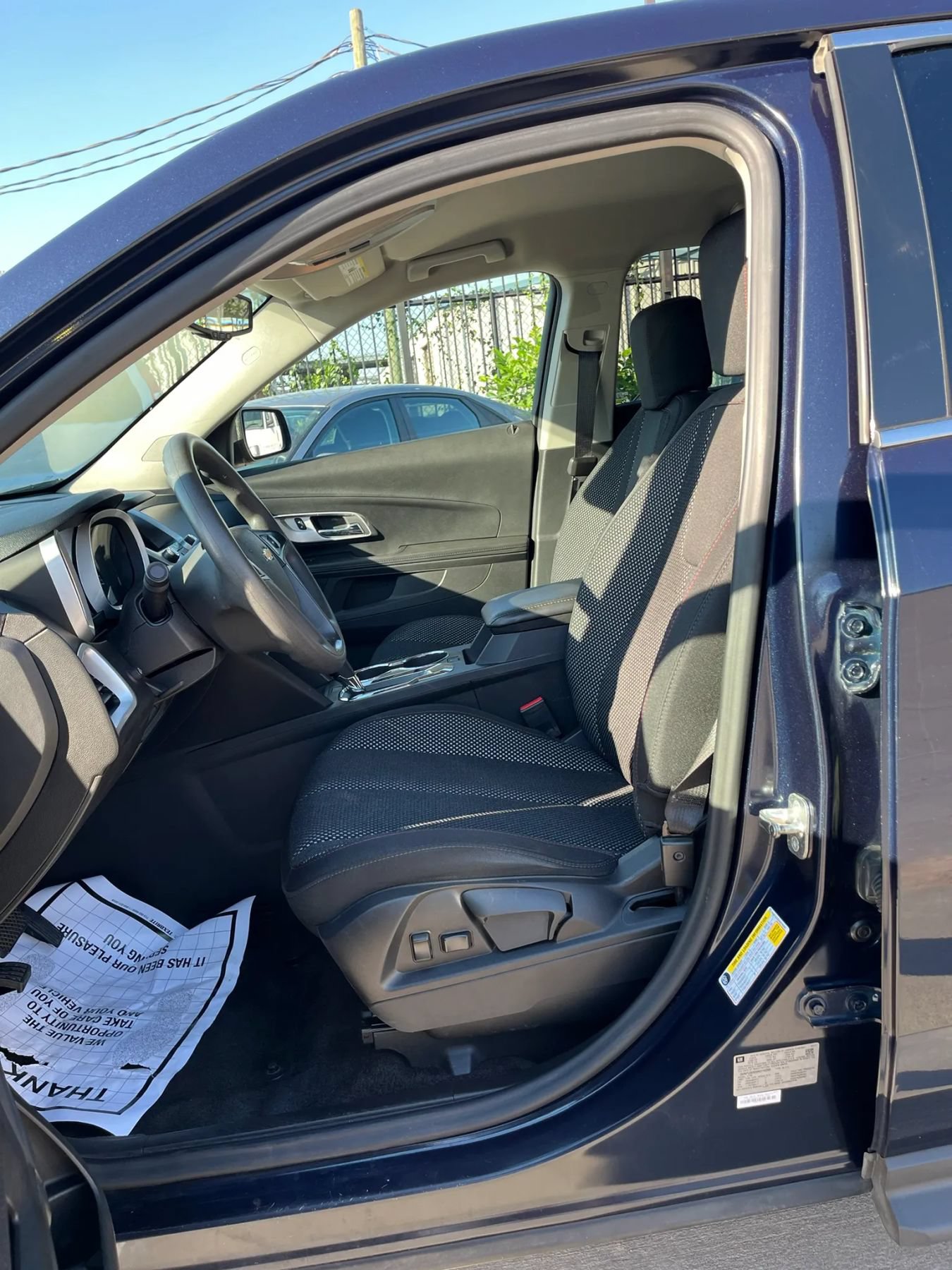 Used 2017 Chevrolet Equinox LS AWD/4WD image 27