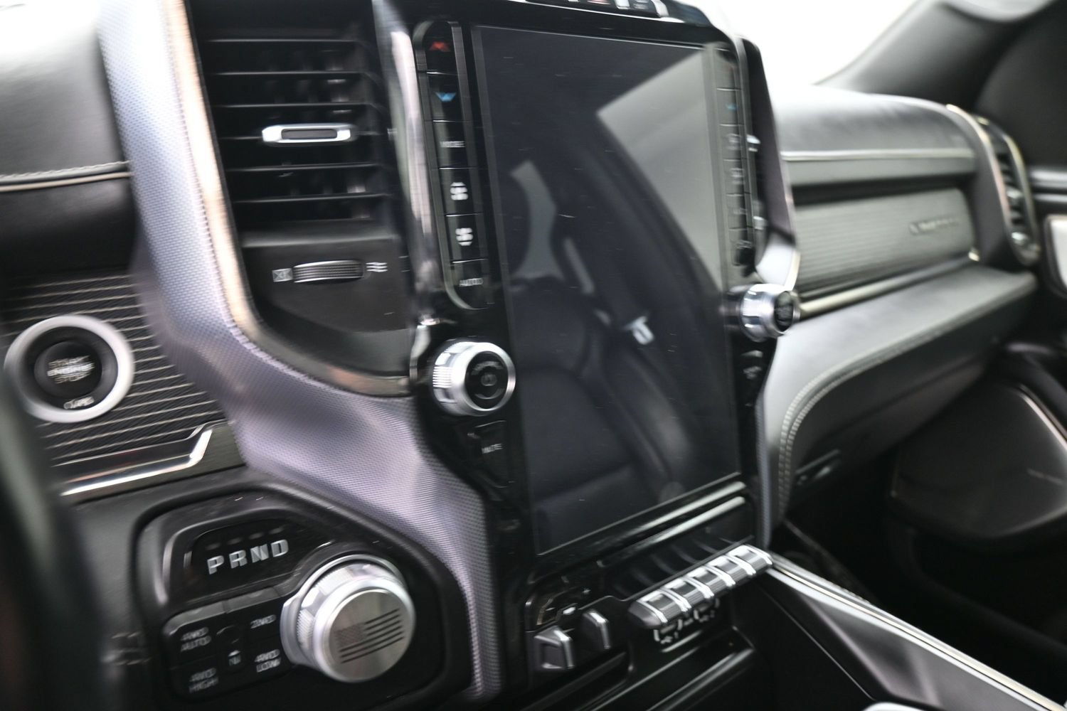 Used 2020 RAM 1500 Limited AWD/4WD image 15