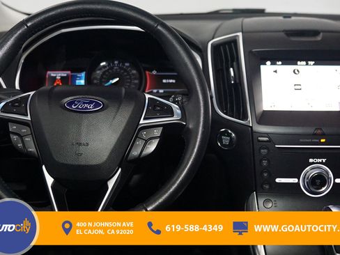 Used 2017 Ford Edge Titanium image 5