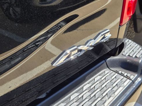 Used 2024 RAM 2500 Laramie w/ Safety Group AWD/4WD image 15