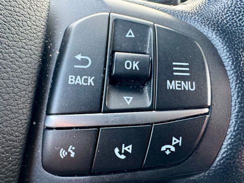 Used 2020 Ford Explorer XLT w/ Equipment Group 202A image 17