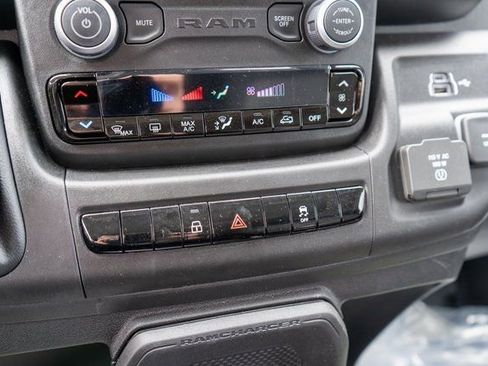 New 2026 RAM ProMaster 2500 w/ Premium Convenience Group image 21