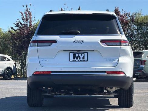 New 2026 Jeep Grand Cherokee L Laredo AWD/4WD image 5