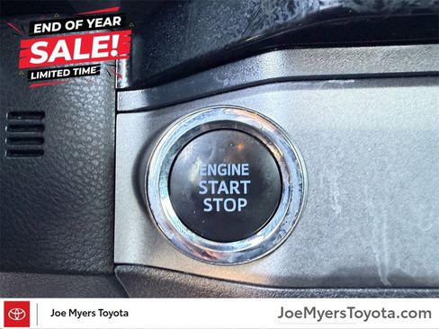 Used 2018 Toyota Tacoma TRD Off-Road image 20