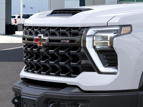 New 2026 Chevrolet Silverado 2500 ZR2 w/ ZR2 Bison Edition AWD/4WD image 13