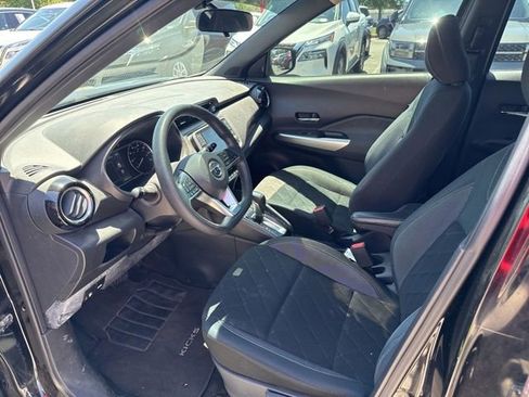 Used 2020 Nissan Kicks SV FWD image 19