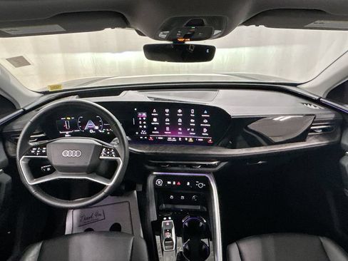Used 2025 Audi Q5 Premium Plus w/ Premium Plus AWD/4WD image 19