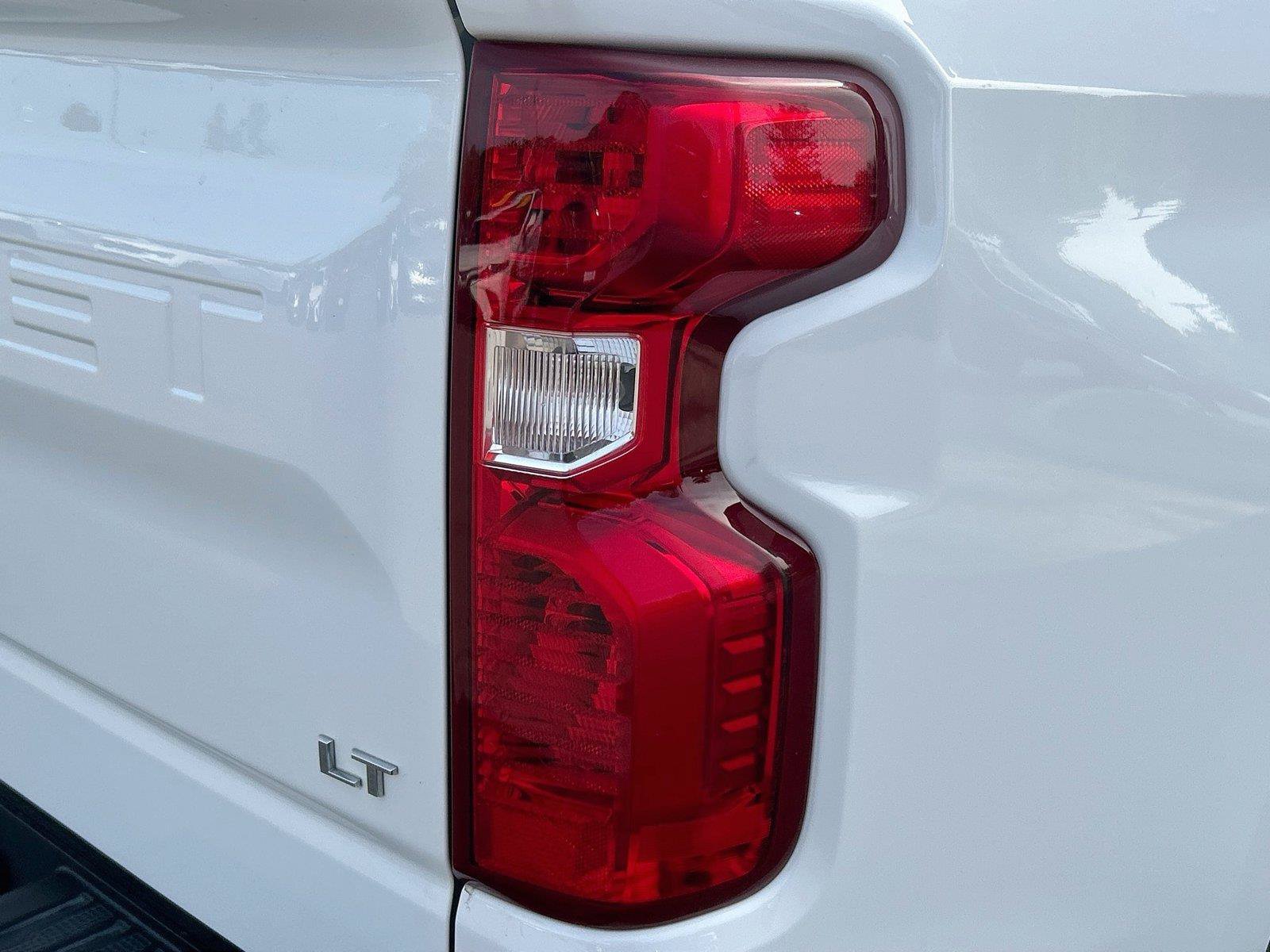 Used 2025 Chevrolet Silverado 1500 LT AWD/4WD image 12