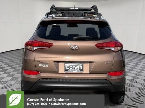 Used 2017 Hyundai Tucson SE AWD/4WD image 17