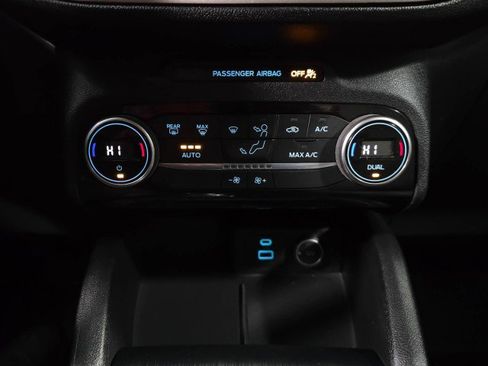 Used 2021 Ford Escape SE w/ Convenience Package image 26