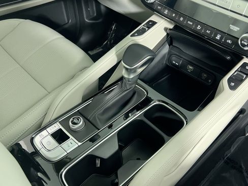 New 2025 Kia Telluride EX image 25