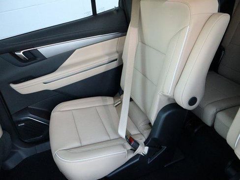 New 2026 Buick Enclave Preferred image 15