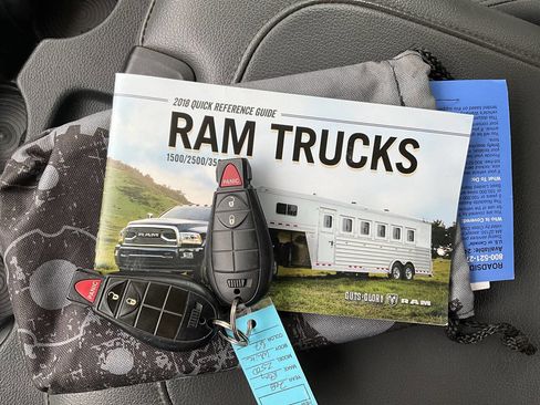 Used 2018 RAM 2500 Tradesman w/ Chrome Appearance Group image 21