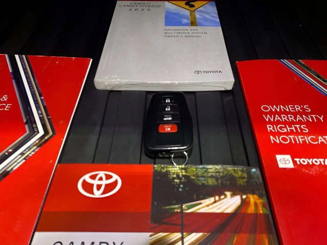 Used 2022 Toyota Camry XSE w/ Driver Assist Package FWD image 15