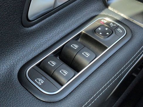 Used 2024 Mercedes-Benz CLA 250 image 22