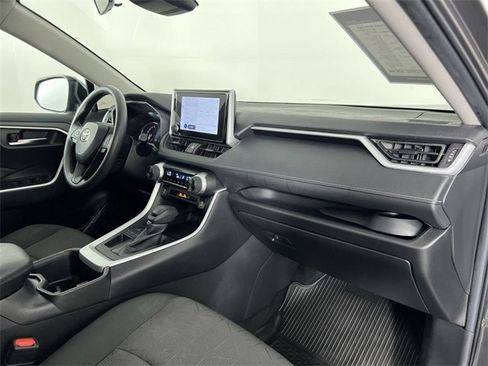 Used 2023 Toyota RAV4 XLE image 29