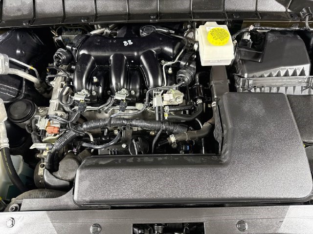 Used 2024 Nissan Pathfinder SV w/ Lighting Package (N92) FWD image 38