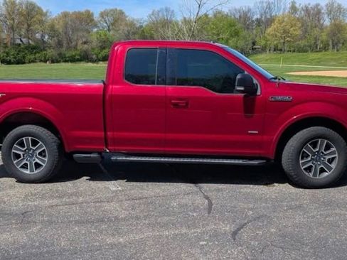 Used 2015 Ford F150 XLT w/ Equipment Group 301A Mid RWD image 2