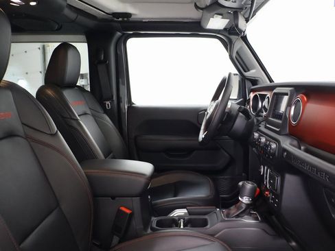 Used 2019 Jeep Wrangler Rubicon w/ LED Lighting Group image 21