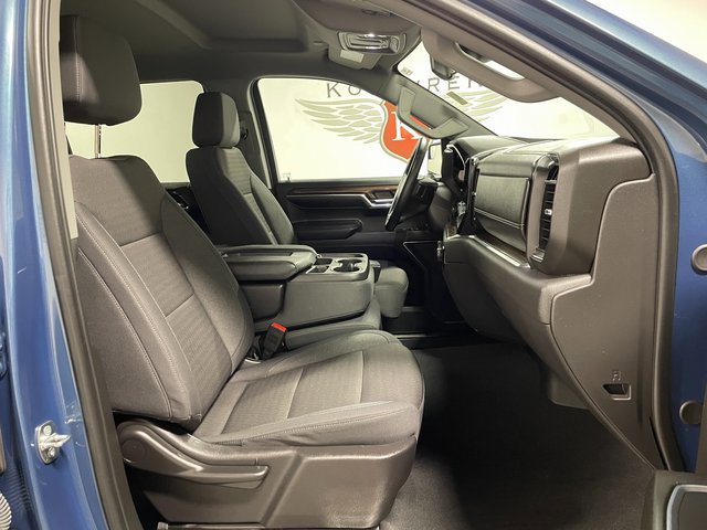 Used 2024 Chevrolet Silverado 1500 LT AWD/4WD image 22
