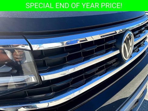 Used 2021 Volkswagen Atlas Cross Sport SE image 33