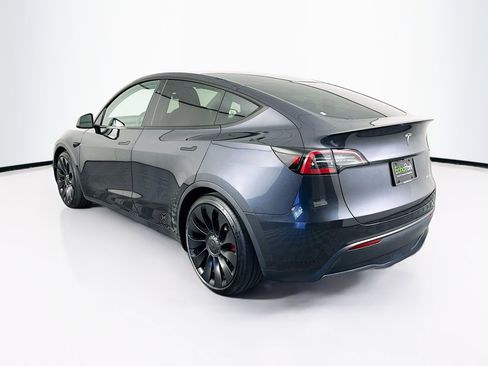 Used 2024 Tesla Model Y Performance AWD/4WD image 5