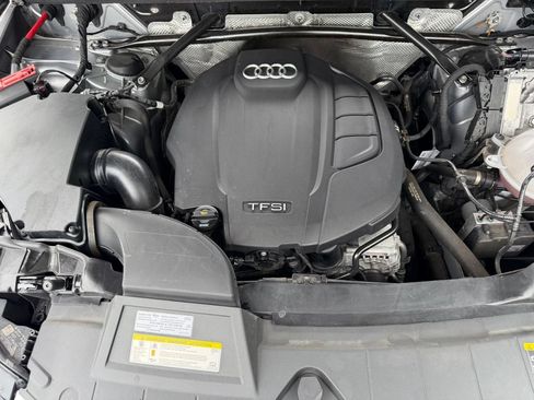 Used 2020 Audi Q5 Premium w/ Premium Plus Package AWD/4WD image 34